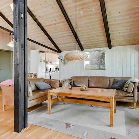 Ofelia - 500m To The Fjord By Interhome