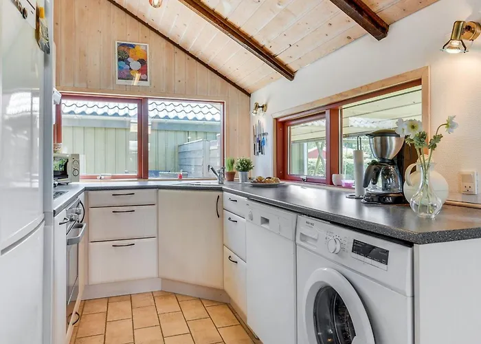 Ofelia - 500m To The Fjord By Interhome *